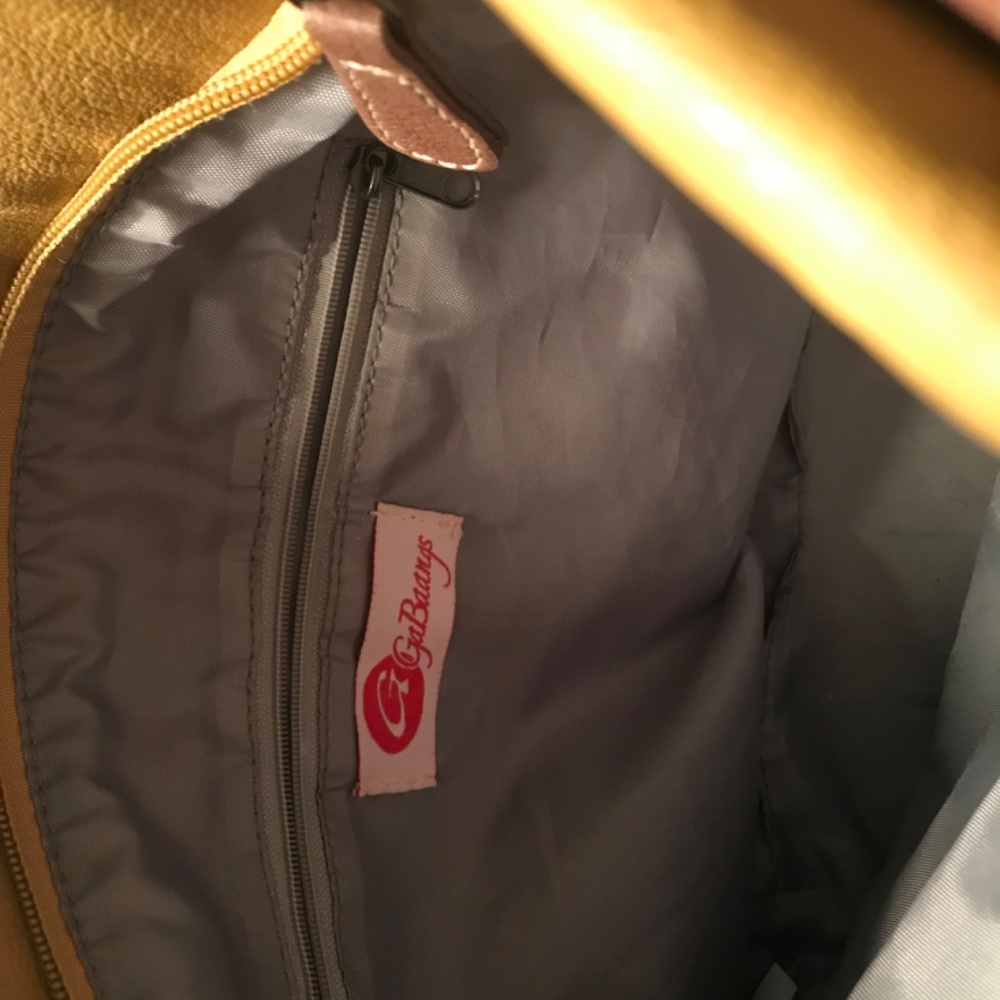 Purse - Picture 4 of 4